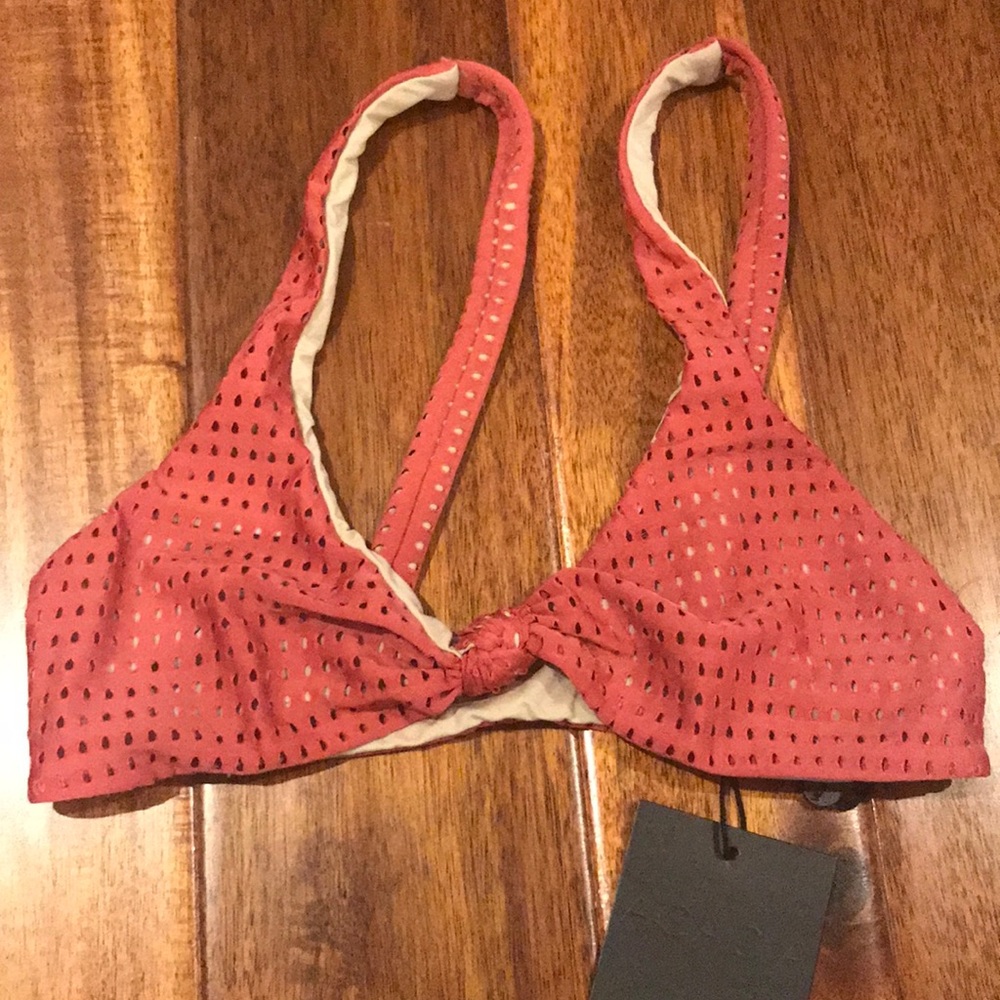 Acacia Spain. Lychee mesh size L